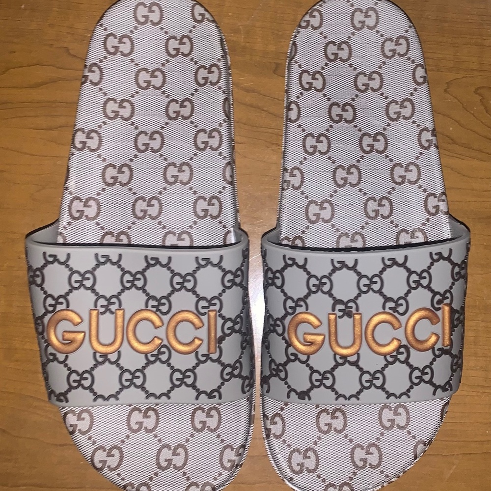 Gucci Men/Women Biege GG Canvas slides/Sandal
